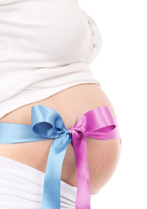Zwangerschapskaart met strik roze en blauw